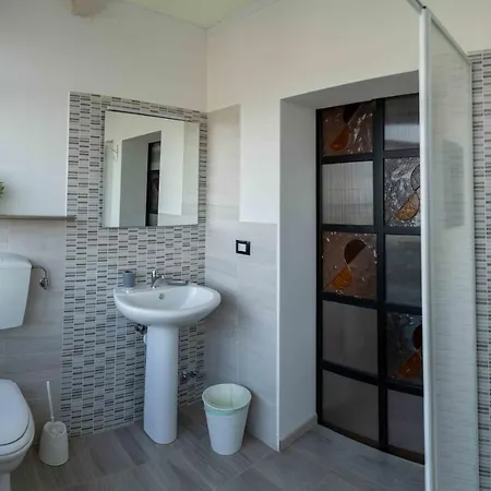 Queen's Bed & Breakfast