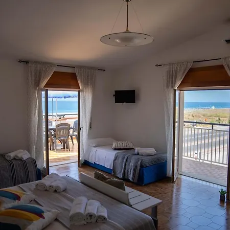 Queen's Frühstückspension Grisolia