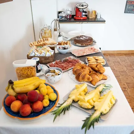 Queen's Frühstückspension 3*