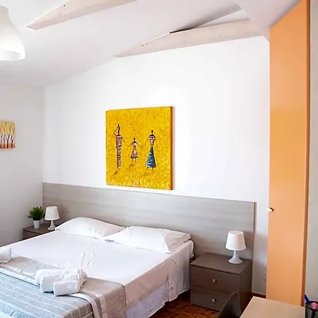 Queen's Bed & Breakfast 3*
