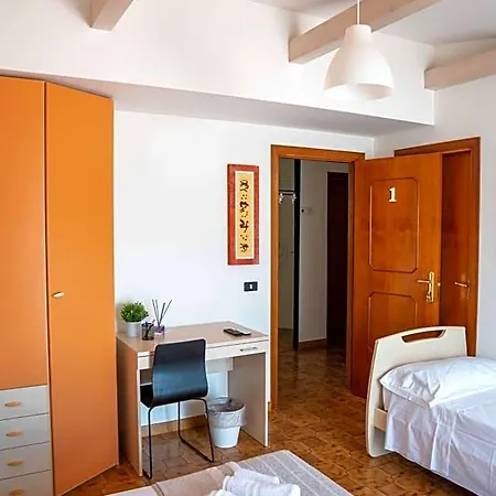 Queen's Bed & Breakfast 3*