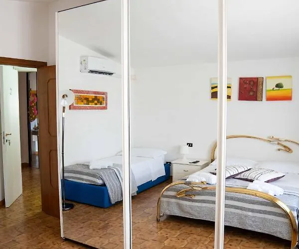 Alojamento de Acomodação e Pequeno-almoço Queen's