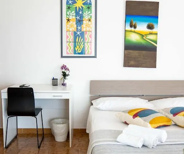 Queen's Alojamento de Acomodação e Pequeno-almoço 3*